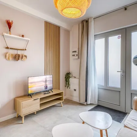 Daire Romance And Brightness In The Heart Of *